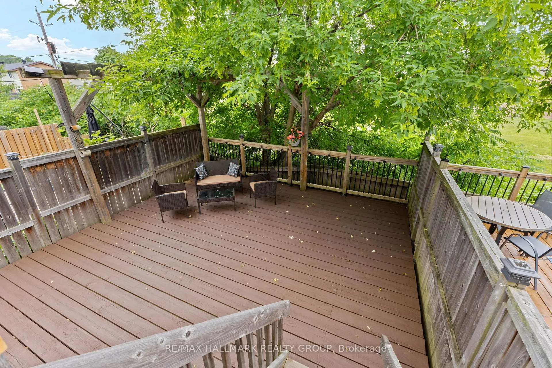 Photo 39 of 404 Wisteria Crescent, Ottawa, Riverside South — HOMEH