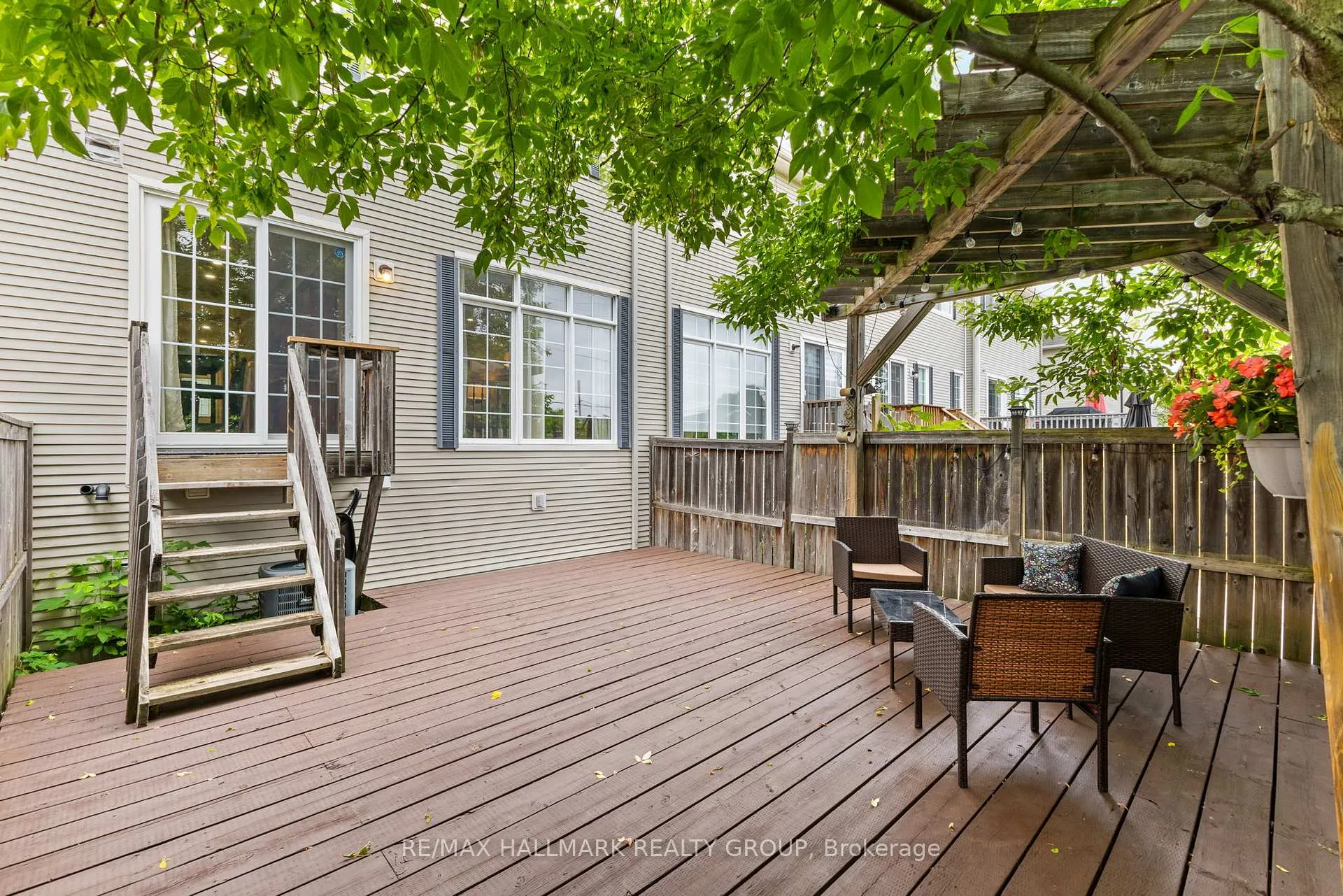 Photo 40 of 404 Wisteria Crescent, Ottawa, Riverside South — HOMEH