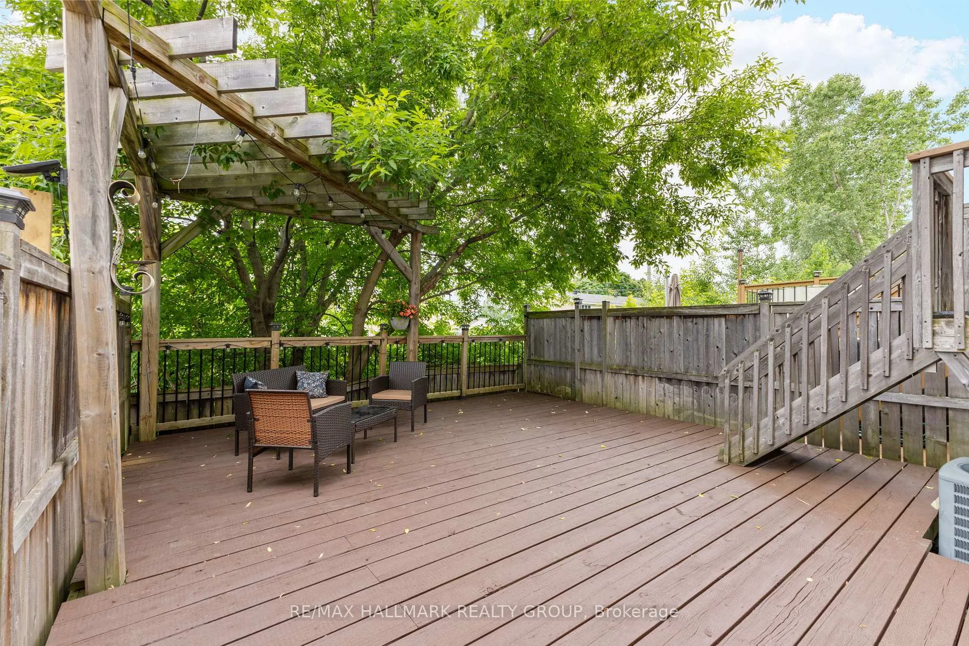 Photo 42 of 404 Wisteria Crescent, Ottawa, Riverside South — HOMEH