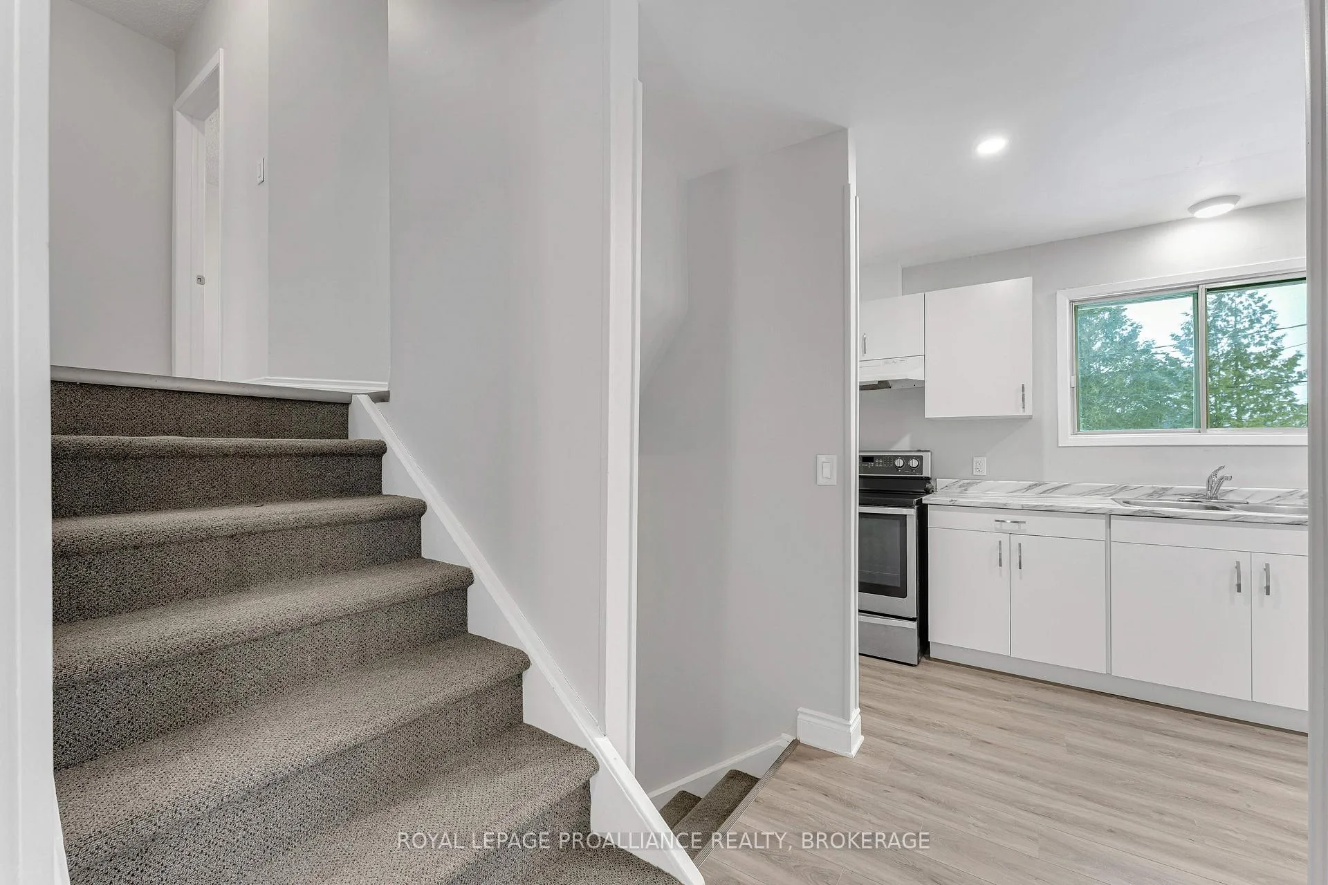 Photo 13 of 1080 Hudson Drive, Kingston, South of Taylor-Kidd Blvd — HOMEH