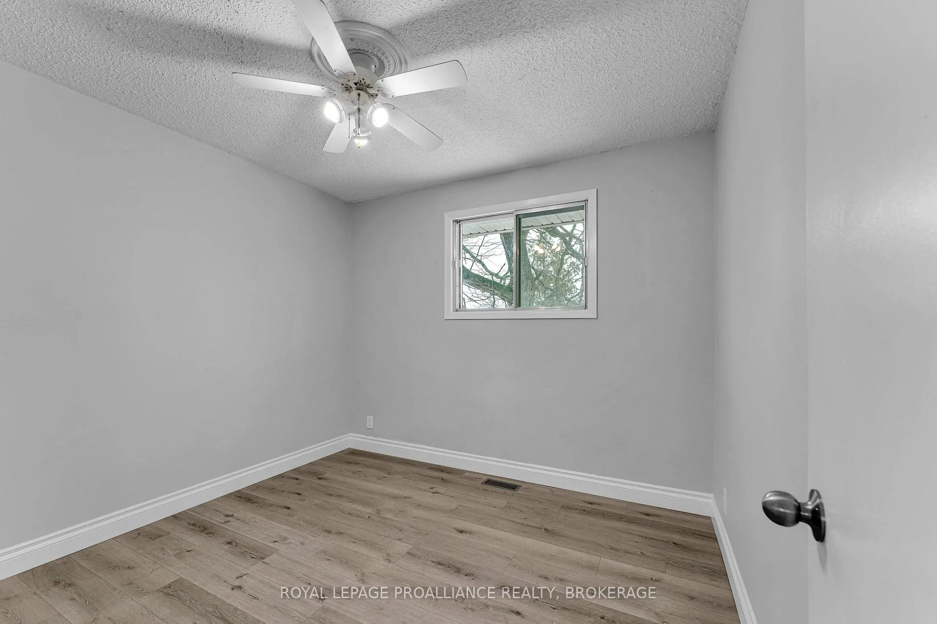 Photo 16 of 1080 Hudson Drive, Kingston, South of Taylor-Kidd Blvd — HOMEH