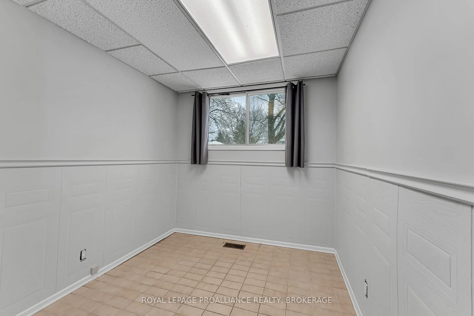 Photo 24 of 1080 Hudson Drive, Kingston, South of Taylor-Kidd Blvd — HOMEH