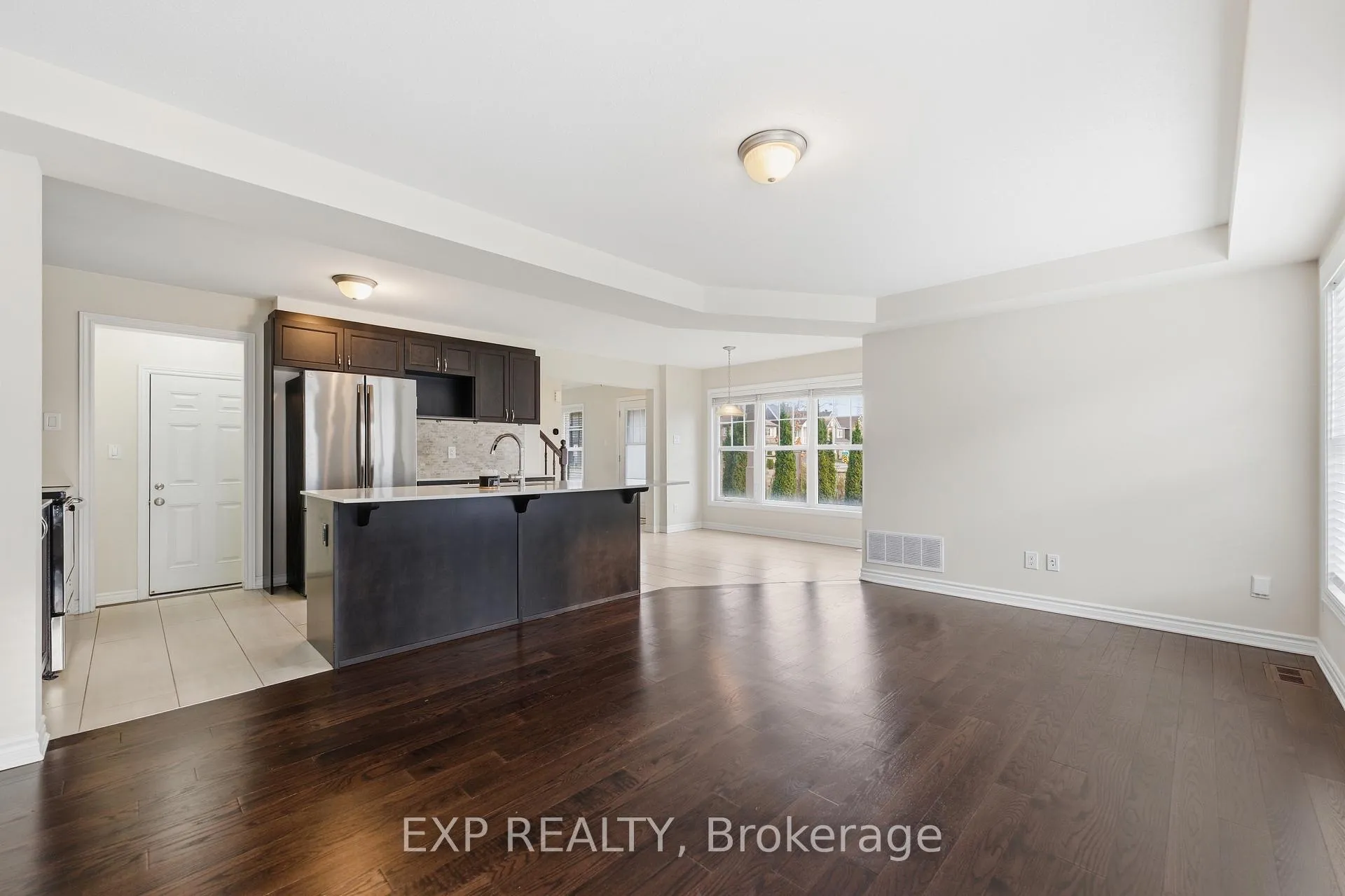 Photo 17 of 100 Cranesbill Road, Ottawa, Kanata - Emerald Meadows/Trailwest — HOMEH