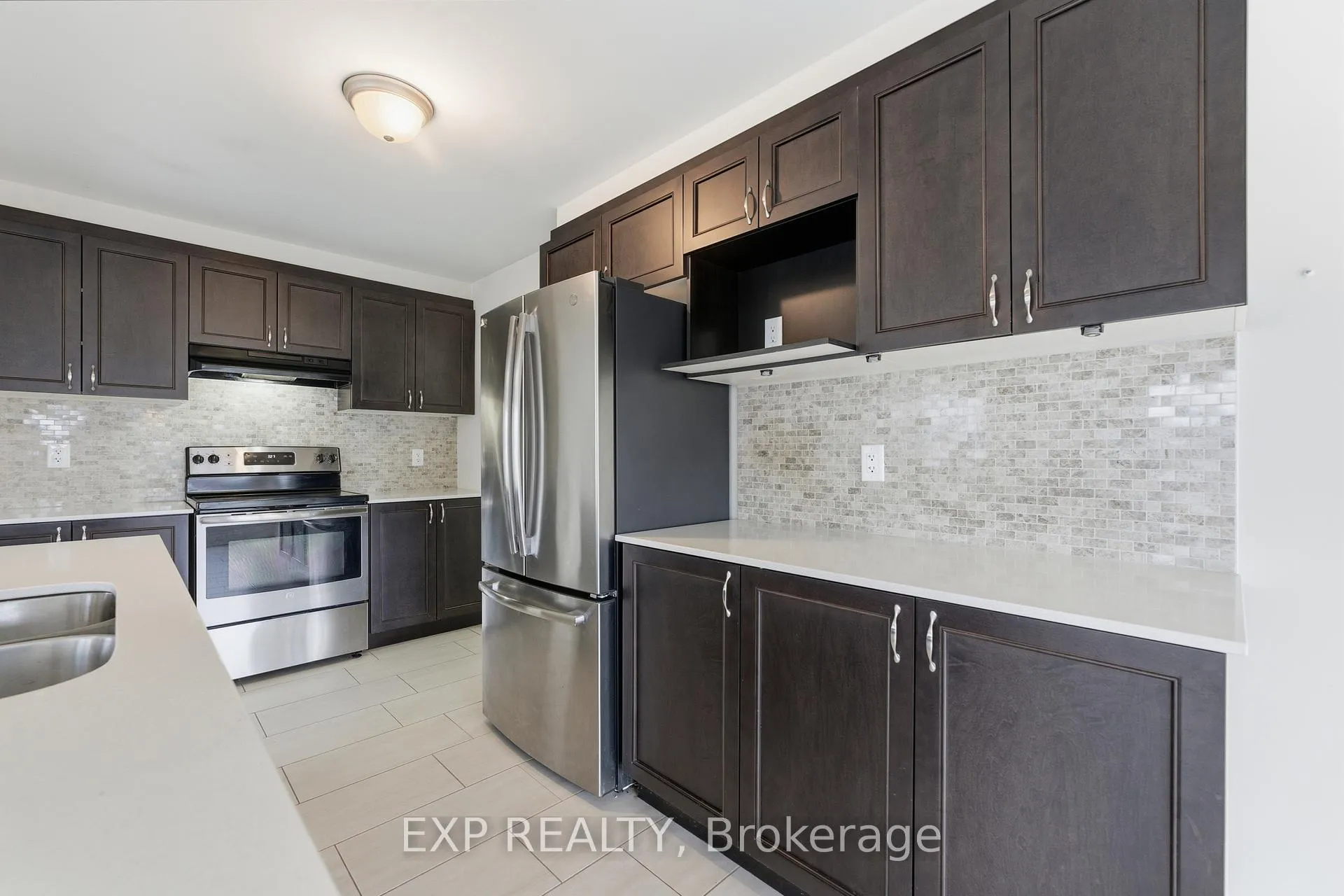 Photo 21 of 100 Cranesbill Road, Ottawa, Kanata - Emerald Meadows/Trailwest — HOMEH