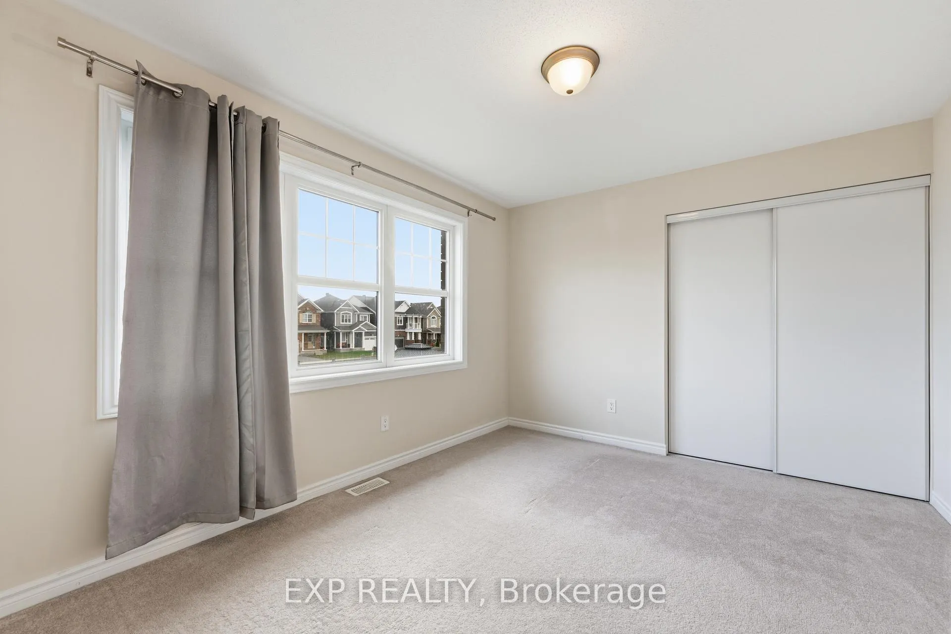 Photo 23 of 100 Cranesbill Road, Ottawa, Kanata - Emerald Meadows/Trailwest — HOMEH