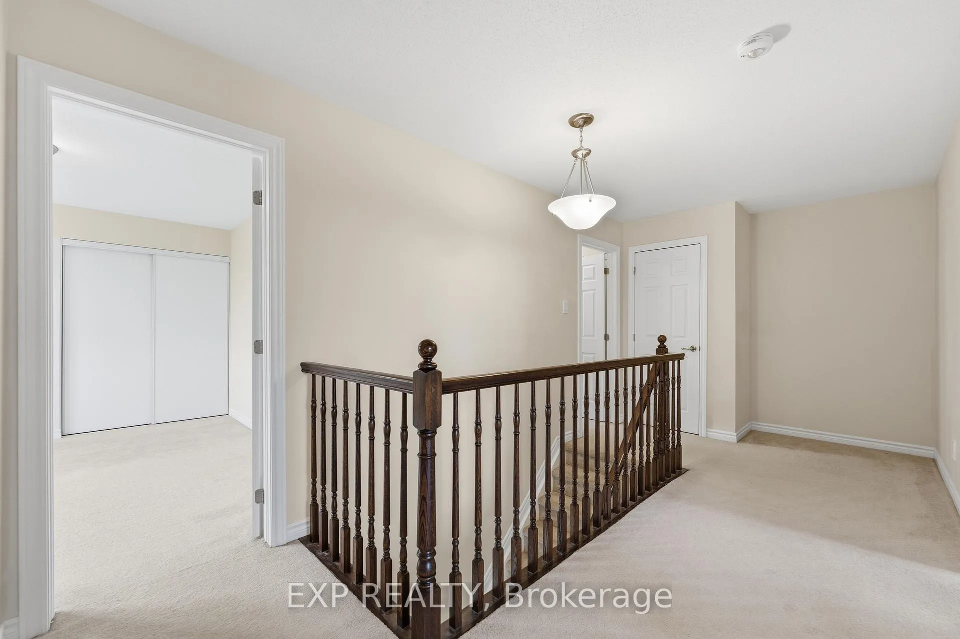 Photo 24 of 100 Cranesbill Road, Ottawa, Kanata - Emerald Meadows/Trailwest — HOMEH