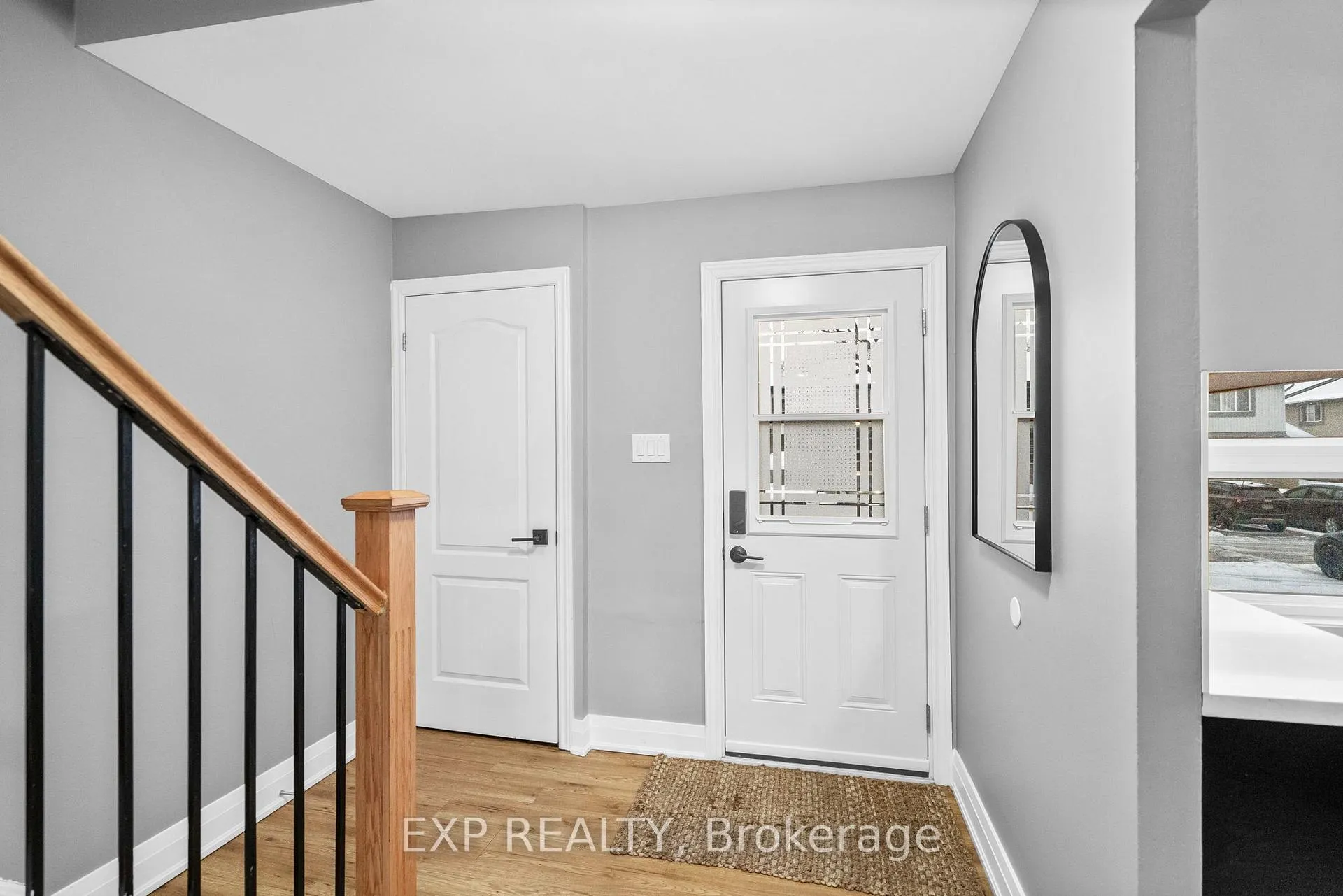 Photo 3 of 641 Woodward Avenue, Milton, Dorset Park — HOMEH