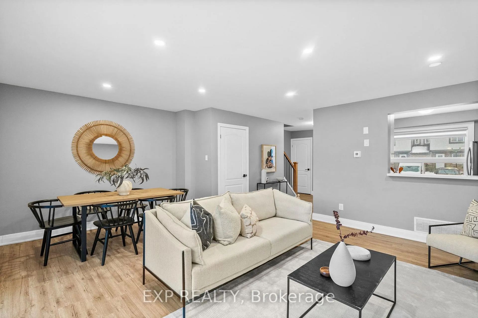 Photo 10 of 641 Woodward Avenue, Milton, Dorset Park — HOMEH