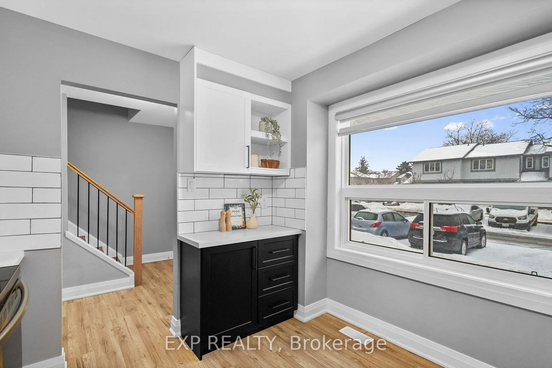 Photo 15 of 641 Woodward Avenue, Milton, Dorset Park — HOMEH