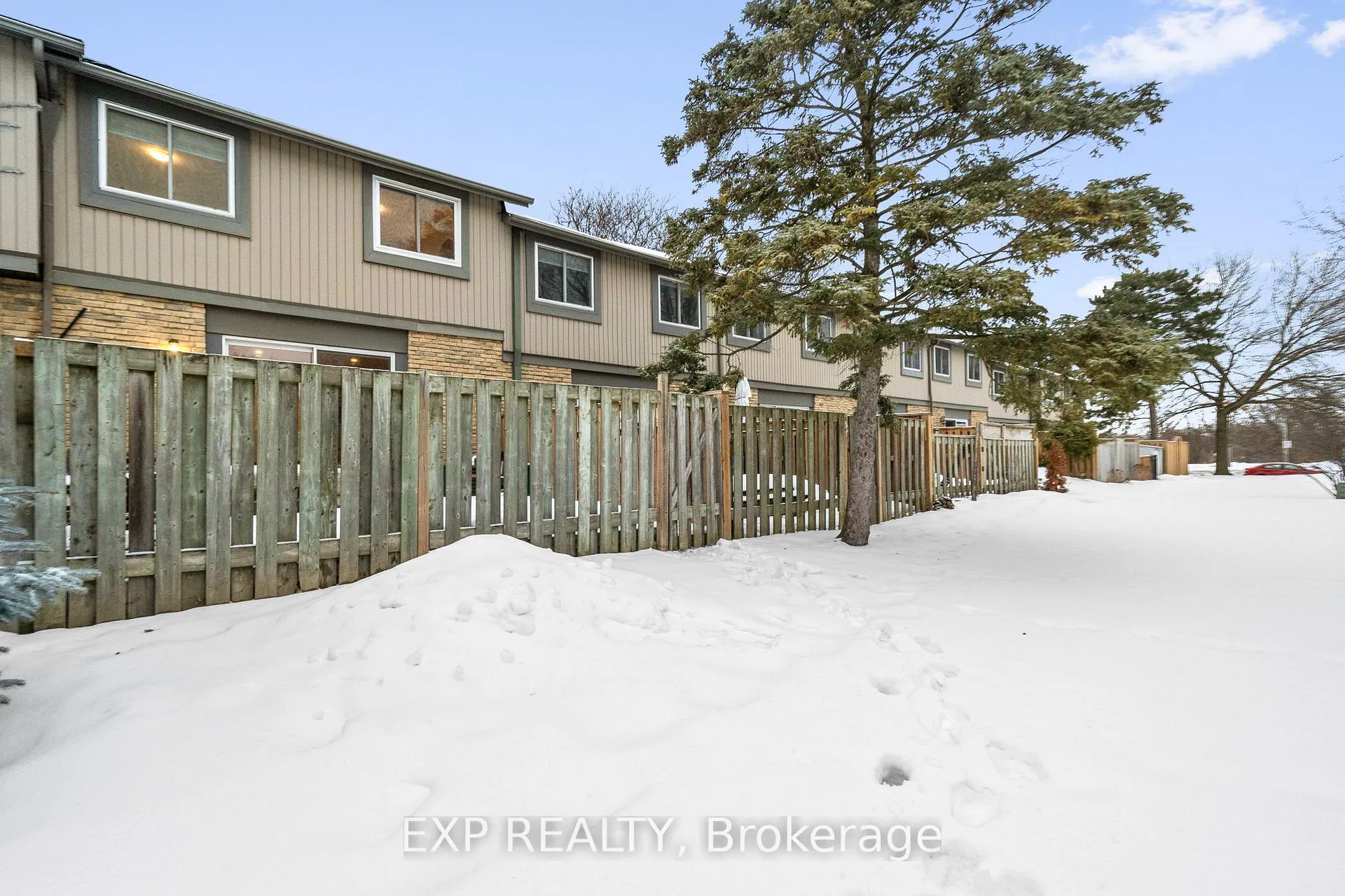Photo 43 of 641 Woodward Avenue, Milton, Dorset Park — HOMEH