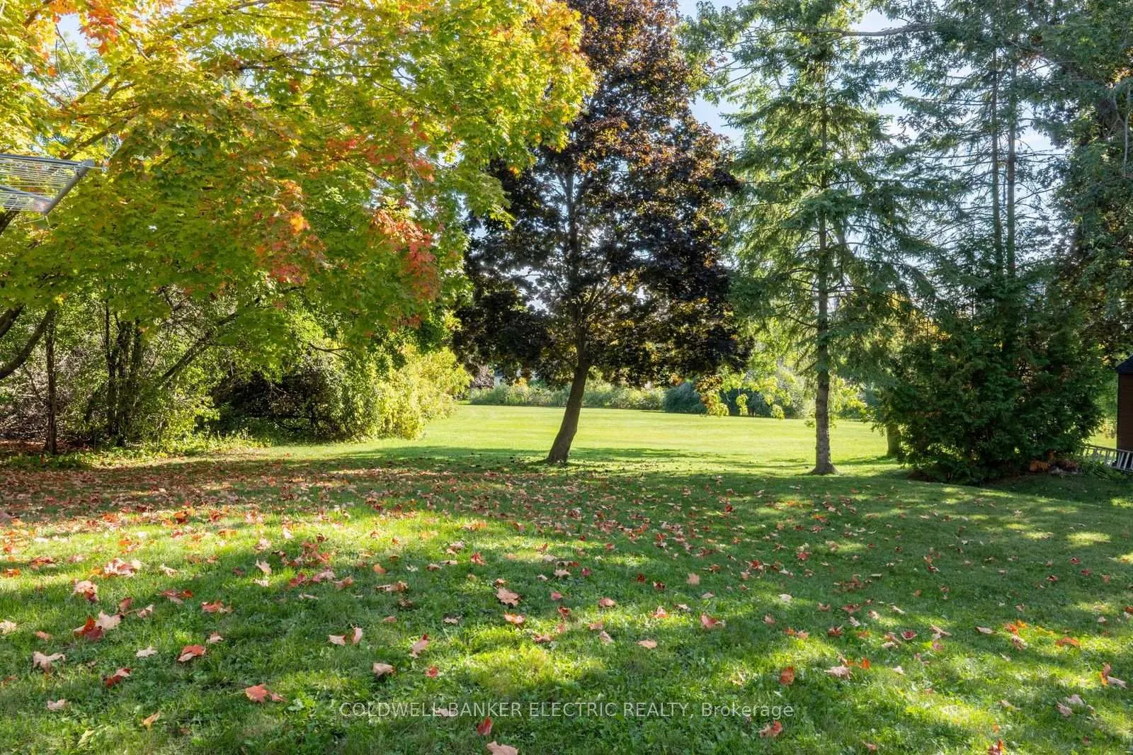 Photo 25 of 962 Golfview Road, Peterborough, Otonabee Ward 1 — HOMEH