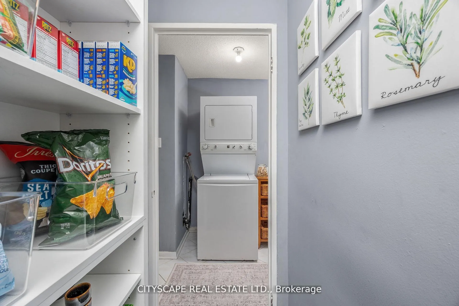 Photo 13 of Unit 10, 1 Royal Orchard Blv Boulevard, Markham, Royal Orchard — HOMEH