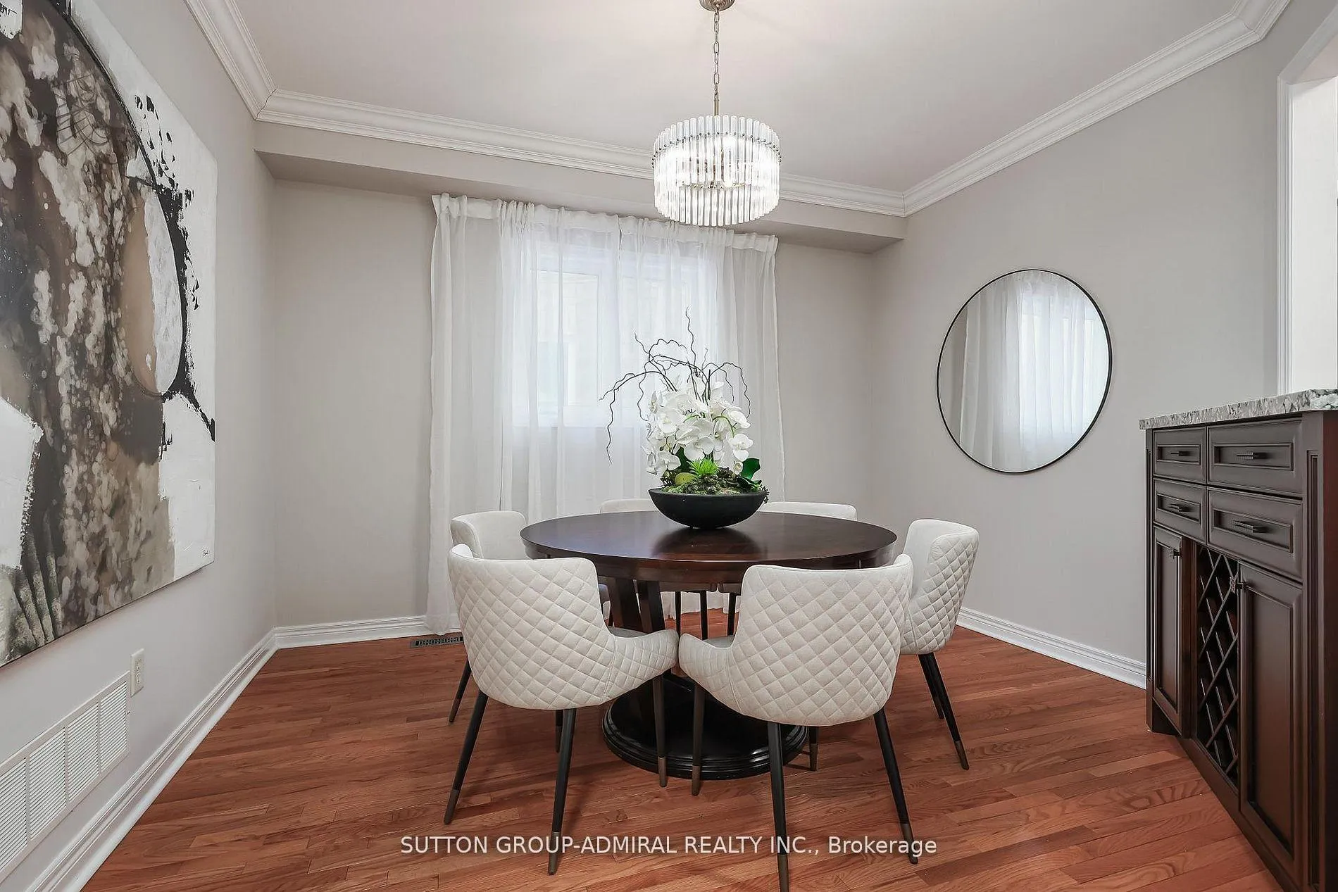 Photo 6 of 173 Bentoak Crescent, Vaughan, Patterson — HOMEH