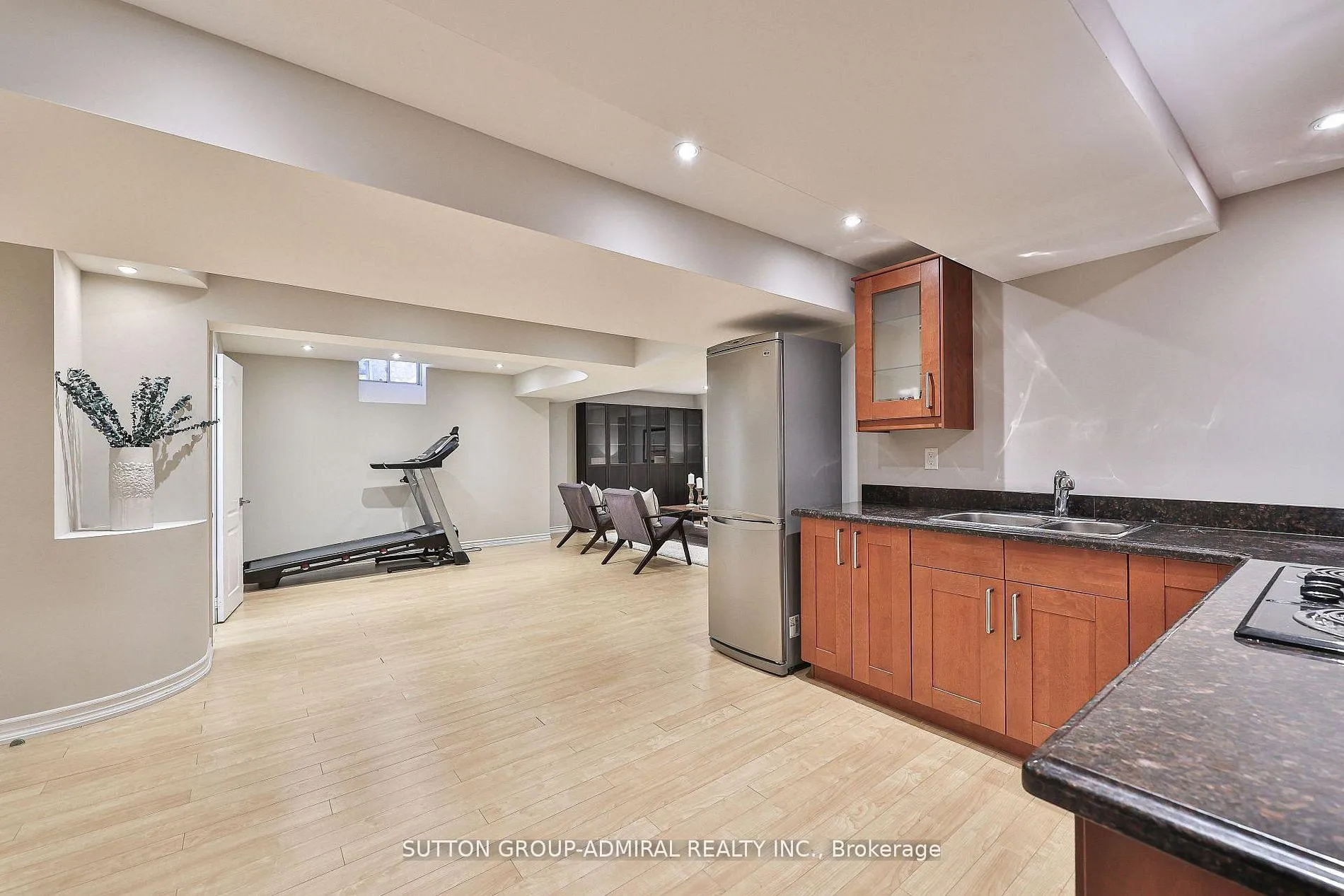 Photo 36 of 173 Bentoak Crescent, Vaughan, Patterson — HOMEH