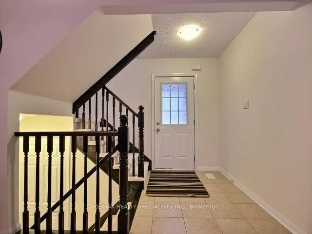 Photo 2 of 237 Mortimer Crescent, Milton, Harrison — HOMEH