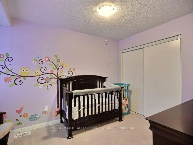 Photo 10 of 237 Mortimer Crescent, Milton, Harrison — HOMEH
