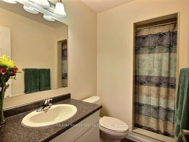 Photo 12 of 237 Mortimer Crescent, Milton, Harrison — HOMEH