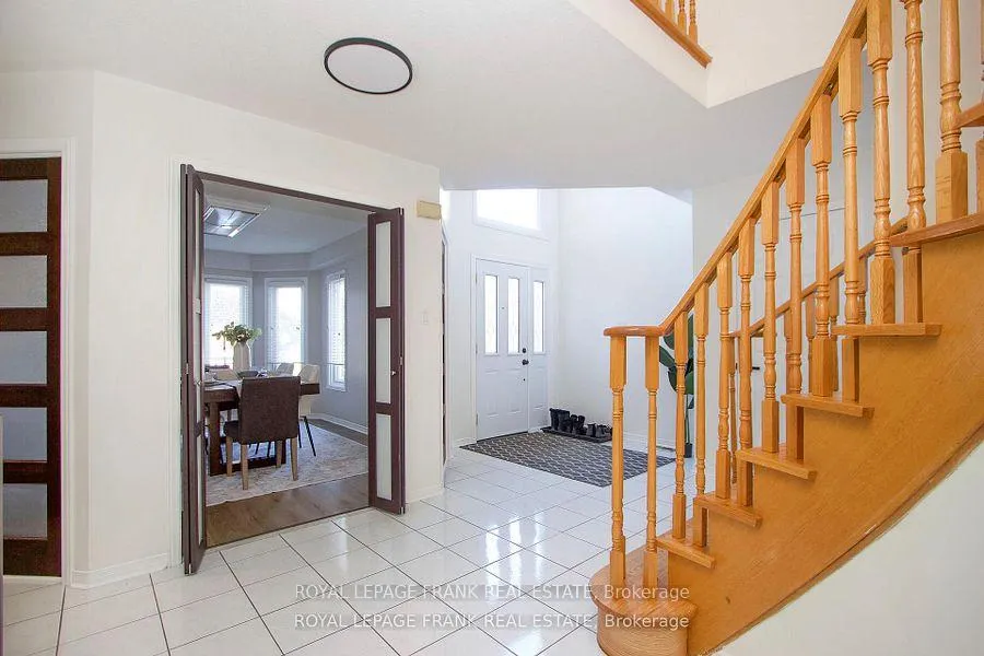 Photo 6 of 7 Winterberry Drive, Whitby, Rolling Acres — HOMEH