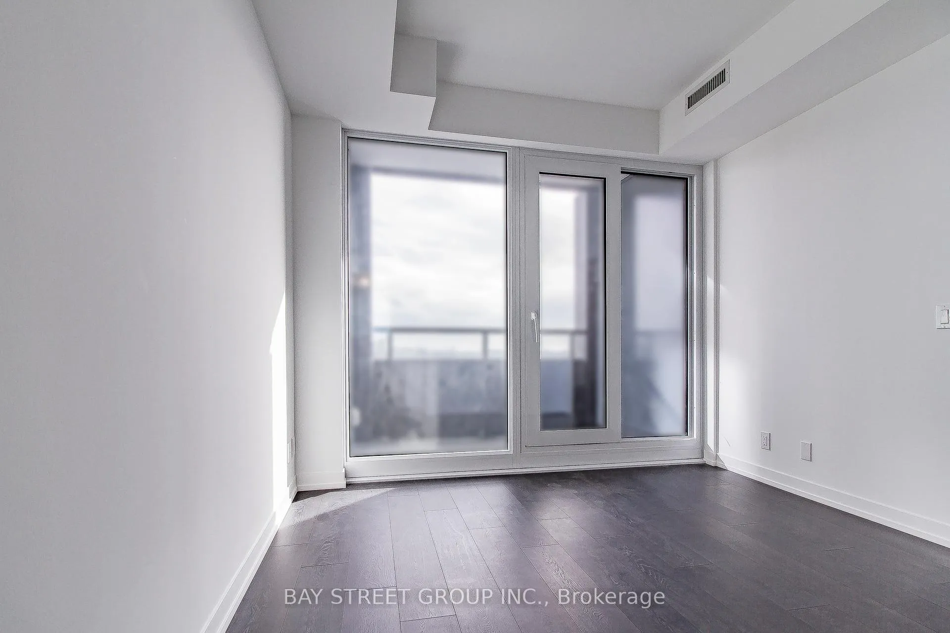 Photo 5 of Unit 1203, 2020 Bathurst Street, Toronto, Humewood-Cedarvale — HOMEH