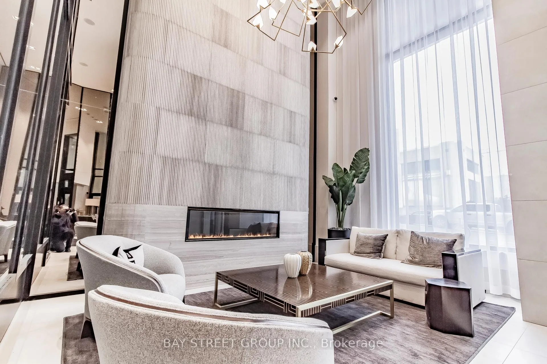 Photo 12 of Unit 1203, 2020 Bathurst Street, Toronto, Humewood-Cedarvale — HOMEH