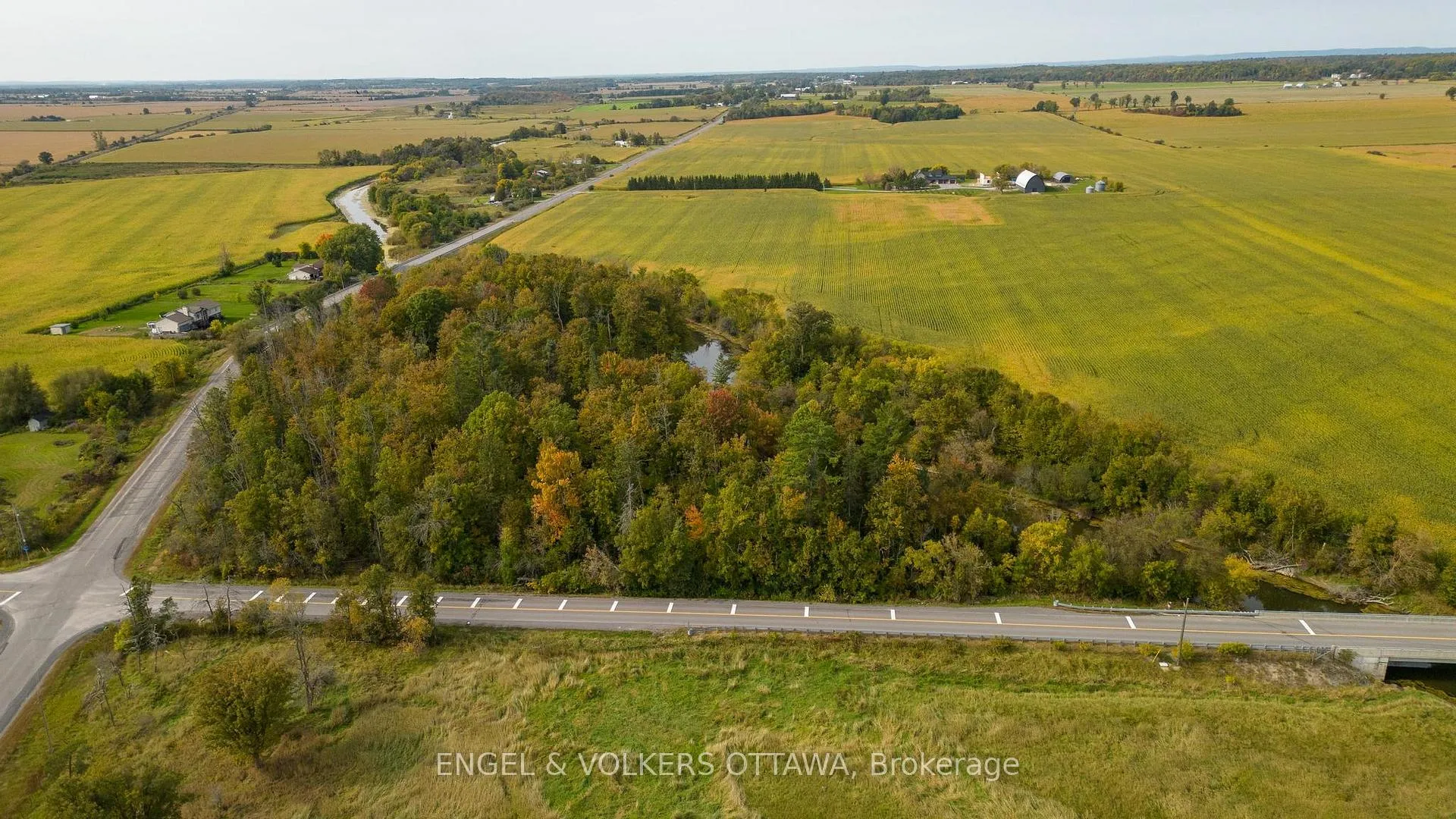 Photo 8 of 2615 Thomas A Dolan Parkway, Ottawa, Fitzroy Ward (South East) — HOMEH