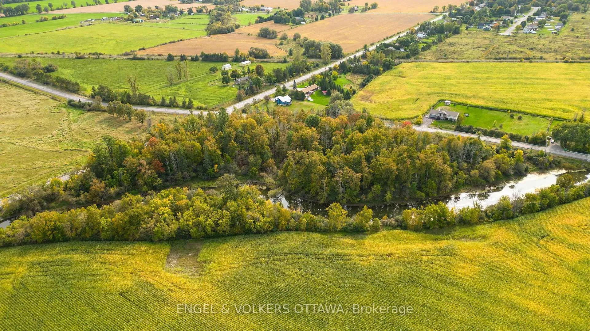 Photo 12 of 2615 Thomas A Dolan Parkway, Ottawa, Fitzroy Ward (South East) — HOMEH
