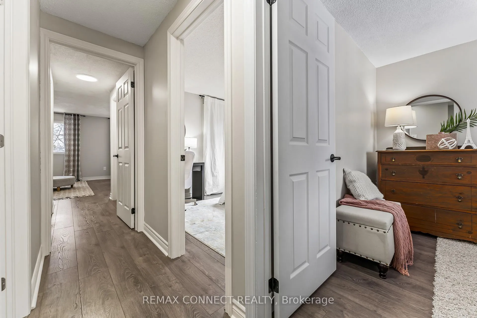 Photo 24 of 959 Redbird Crescent, Pickering, Liverpool — HOMEH
