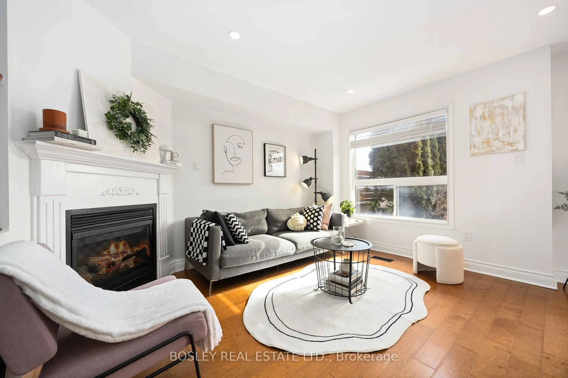 Photo 1 of 57 Candlebrook Drive, Whitby, Pringle Creek — HOMEH