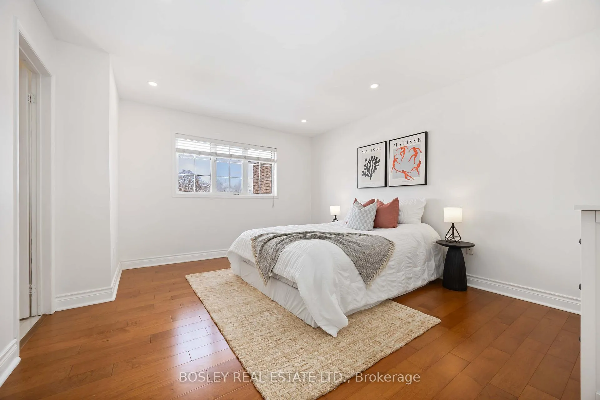 Photo 12 of 57 Candlebrook Drive, Whitby, Pringle Creek — HOMEH