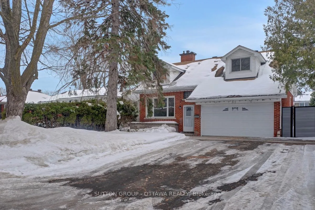 Photo 2 of 517 Braydon Avenue, Ottawa, Riverview Park — HOMEH