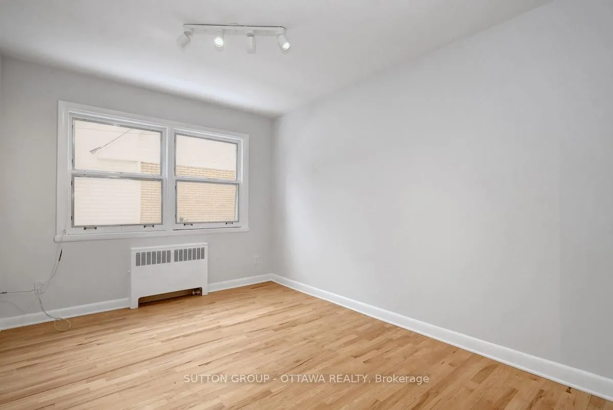 Photo 22 of 517 Braydon Avenue, Ottawa, Riverview Park — HOMEH