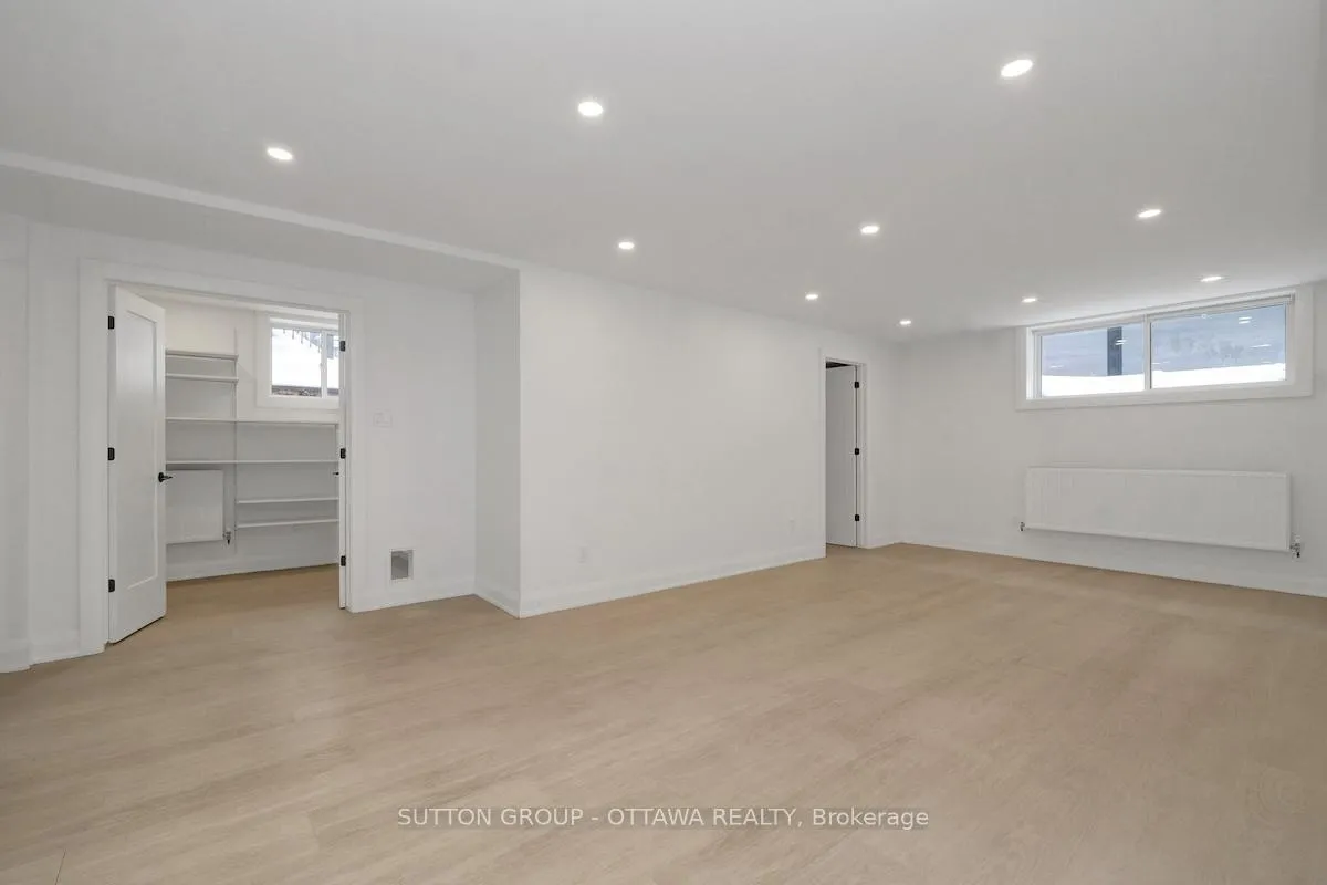 Photo 32 of 517 Braydon Avenue, Ottawa, Riverview Park — HOMEH