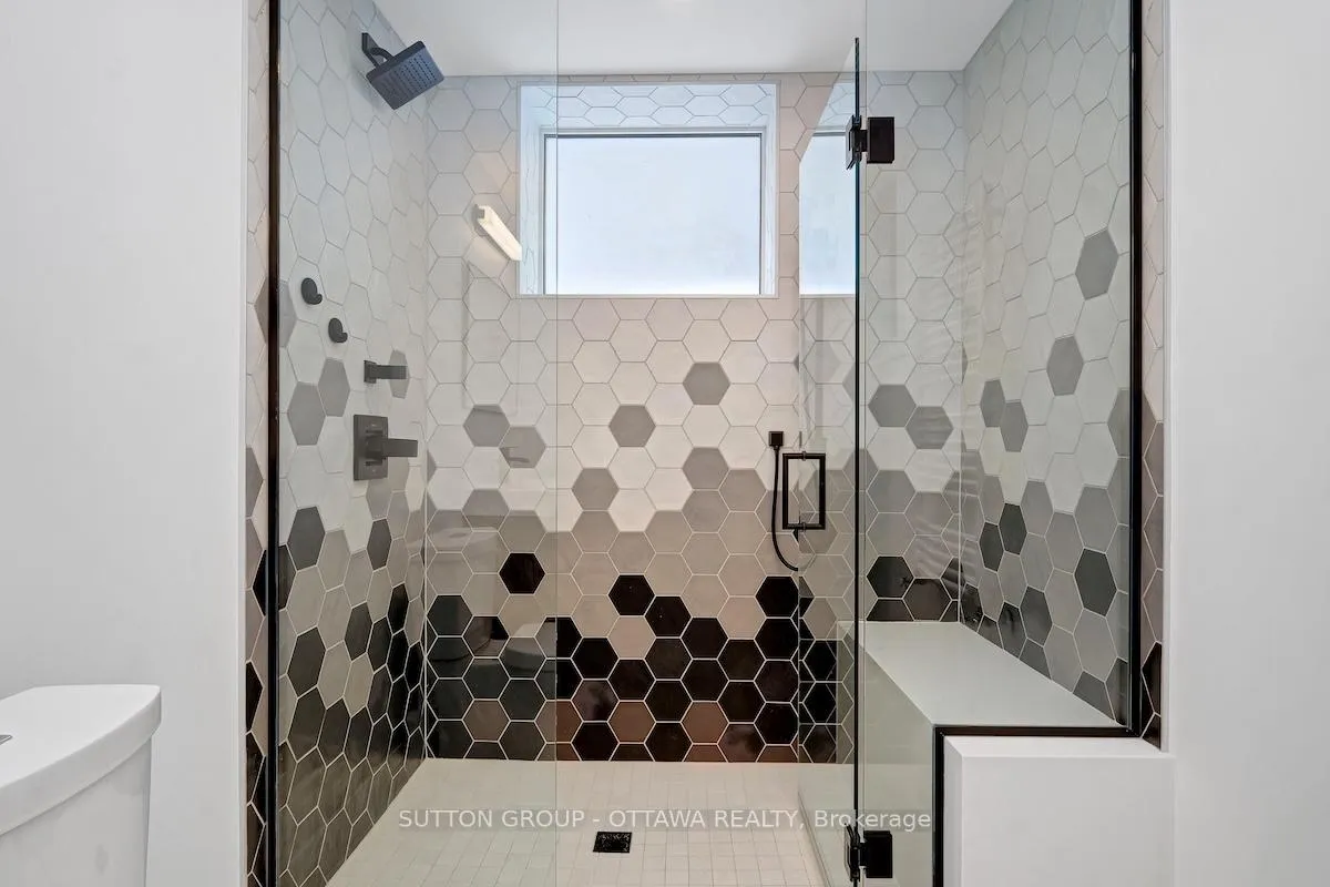 Photo 38 of 517 Braydon Avenue, Ottawa, Riverview Park — HOMEH