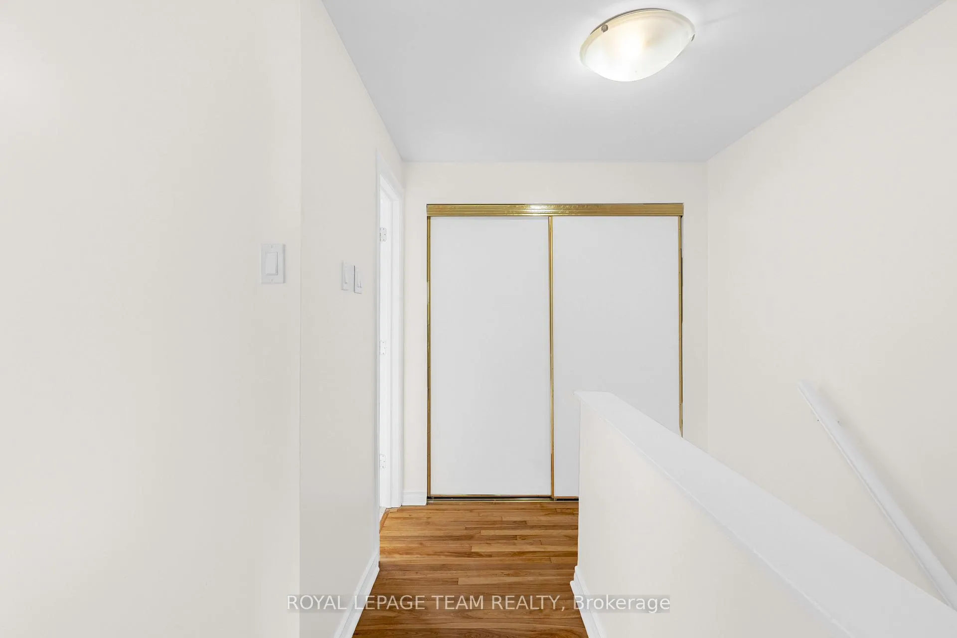 Photo 34 of 852 Borthwick Avenue, Ottawa, Castle Heights/Rideau High — HOMEH
