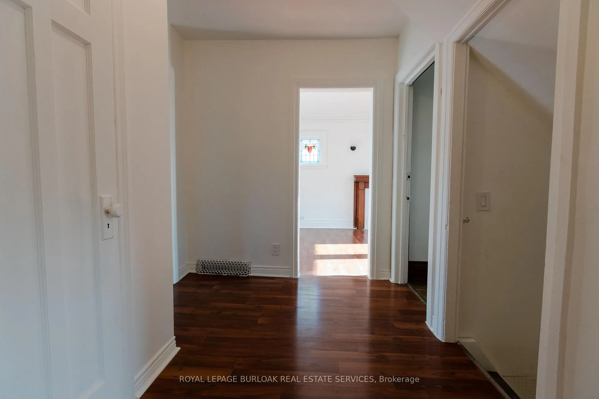 Photo 17 of Unit 1, 49 Province Street S, Hamilton, Delta — HOMEH