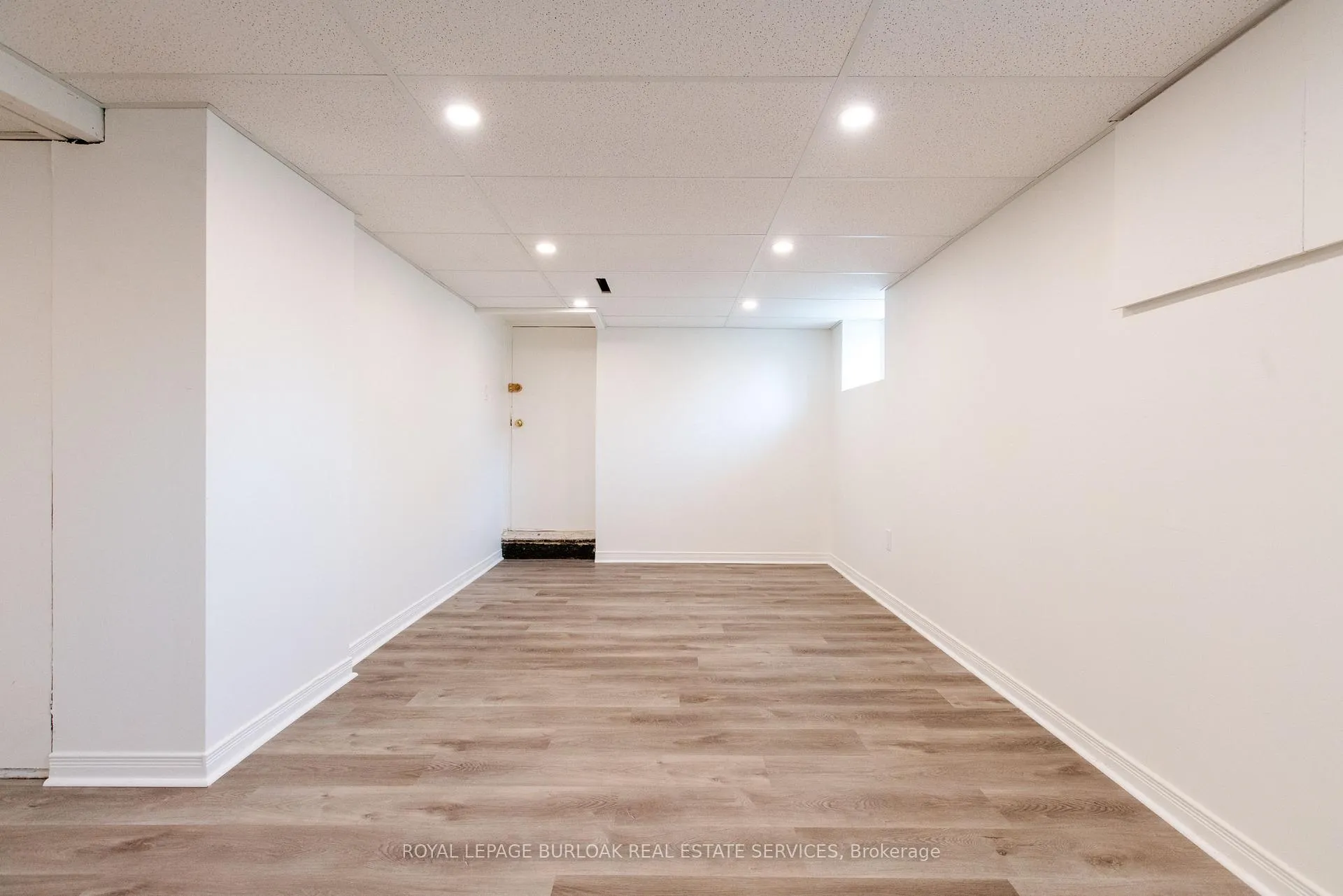 Photo 21 of Unit 1, 49 Province Street S, Hamilton, Delta — HOMEH