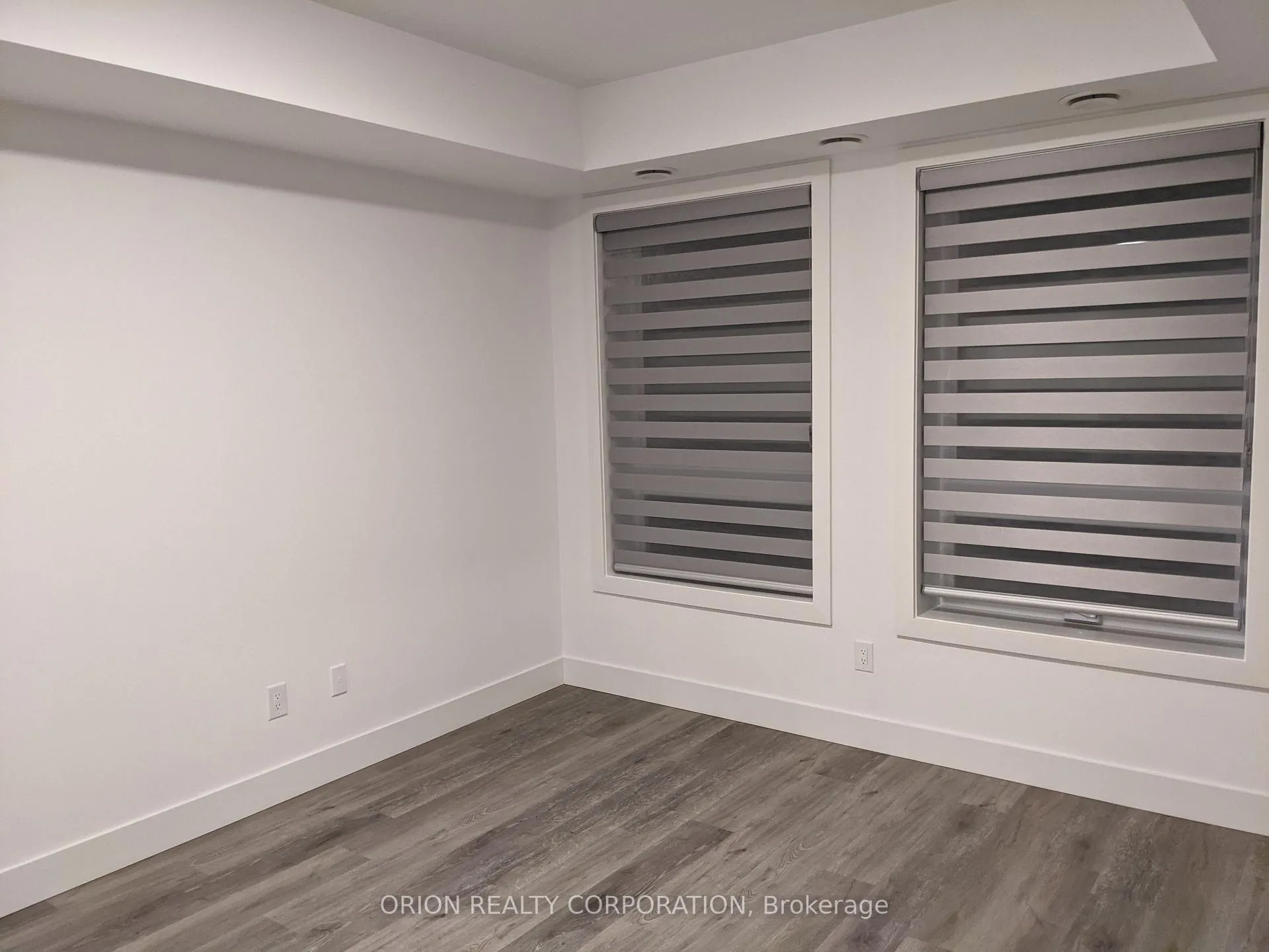 Photo 10 of Unit 404, 26 Lowes Road W, Guelph, Clairfields/Hanlon Business Park — HOMEH