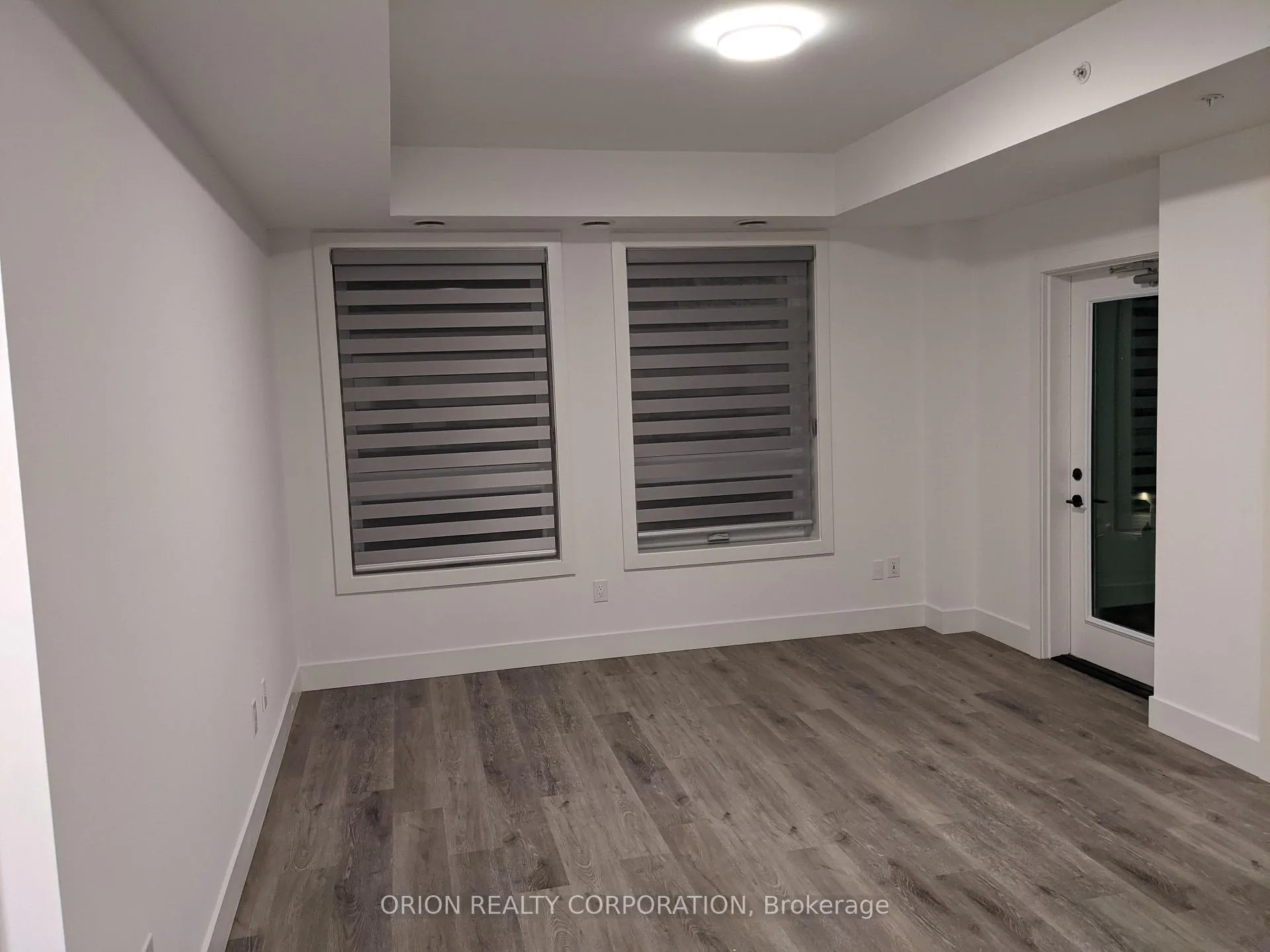 Photo 11 of Unit 404, 26 Lowes Road W, Guelph, Clairfields/Hanlon Business Park — HOMEH