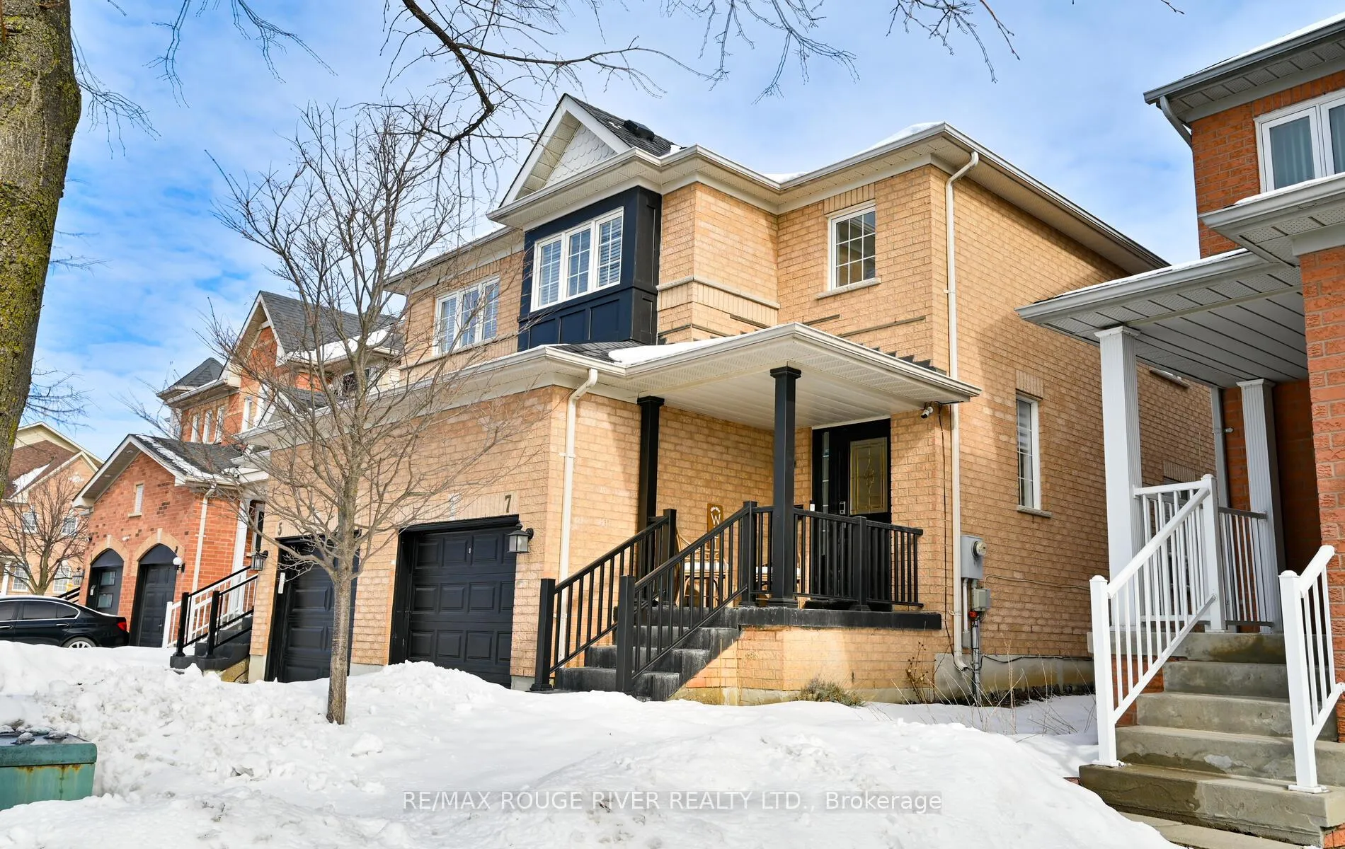 Photo 1 of 7 Hemans Court, Ajax, Central West — HOMEH