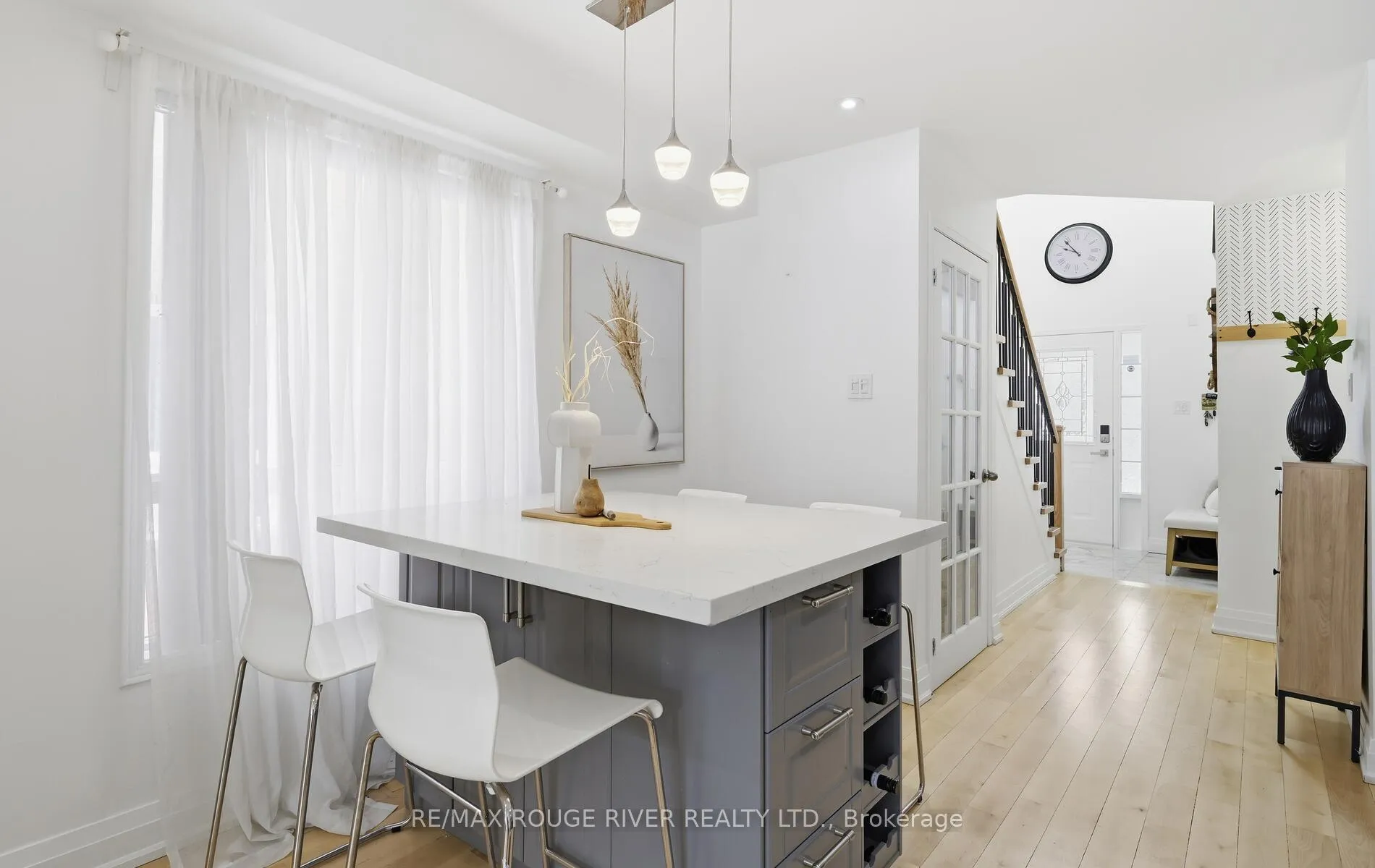 Photo 8 of 7 Hemans Court, Ajax, Central West — HOMEH