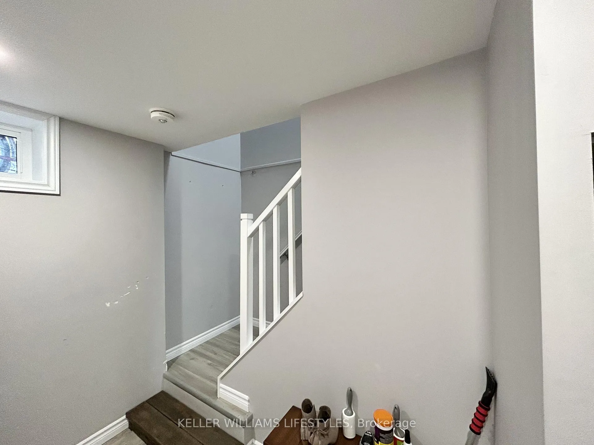 Photo 3 of Unit Lower, 18 Queenston Crescent, London, East O — HOMEH