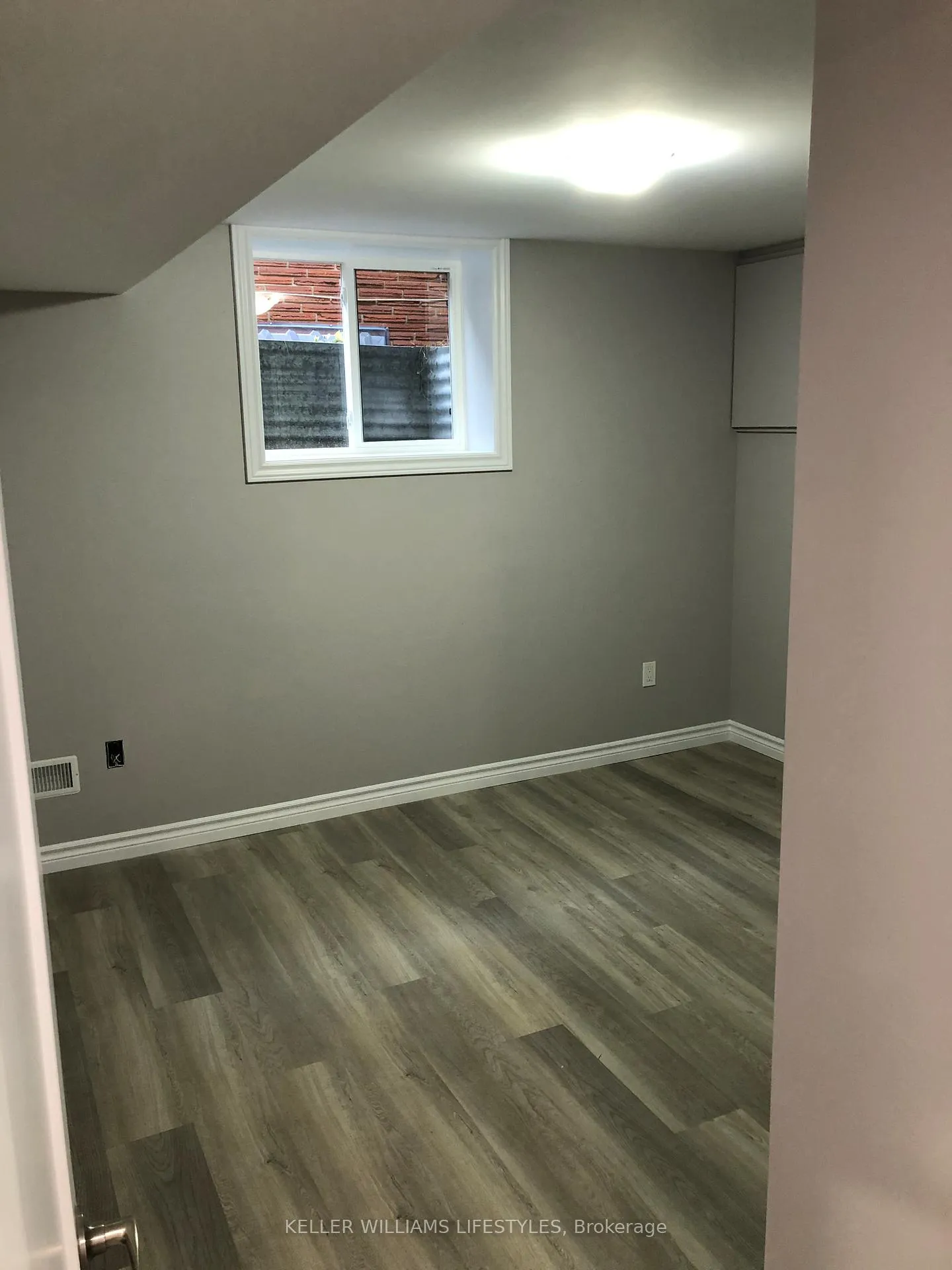 Photo 5 of Unit Lower, 18 Queenston Crescent, London, East O — HOMEH