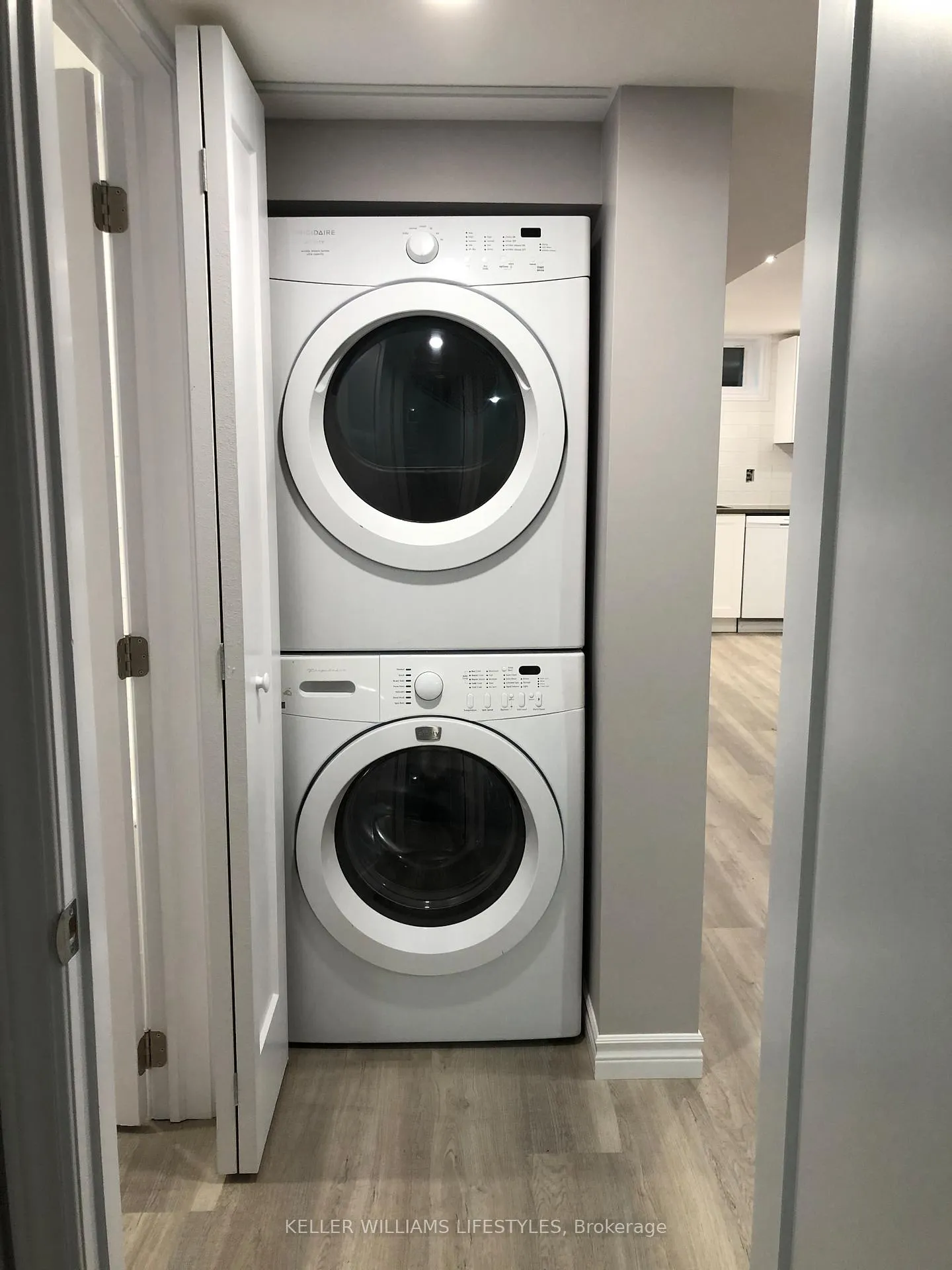 Photo 11 of Unit Lower, 18 Queenston Crescent, London, East O — HOMEH