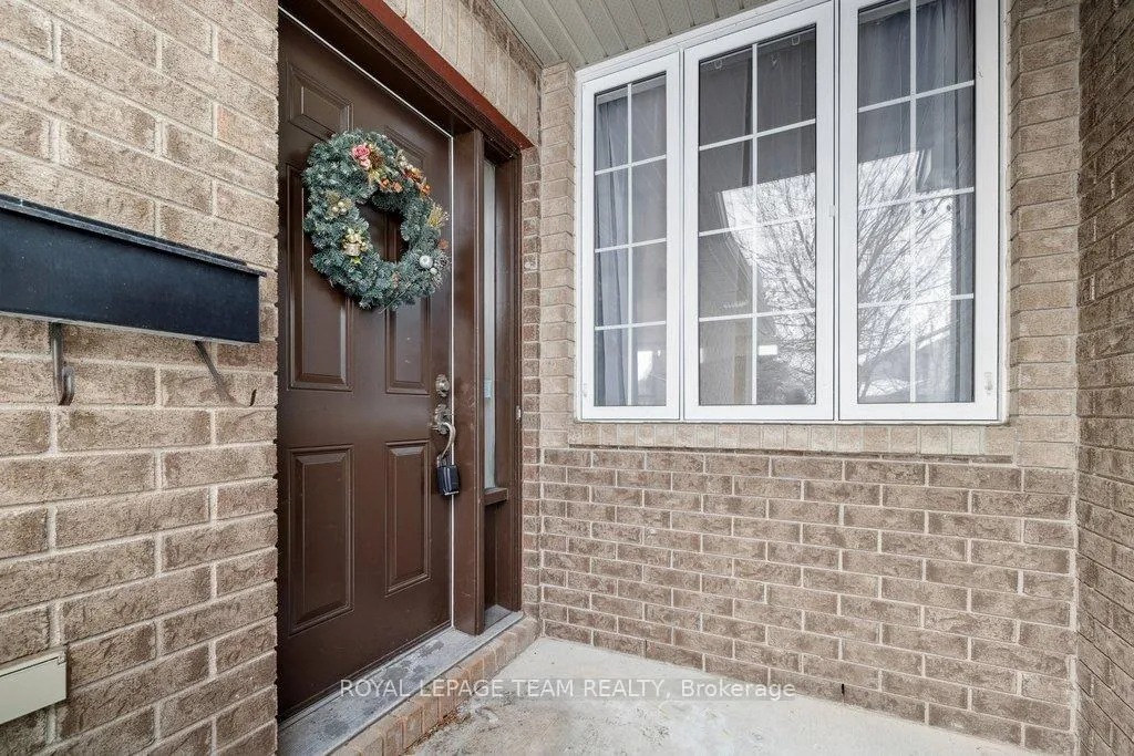 Photo 2 of 1493 Demeter Street, Ottawa, Fallingbrook/Gardenway South — HOMEH
