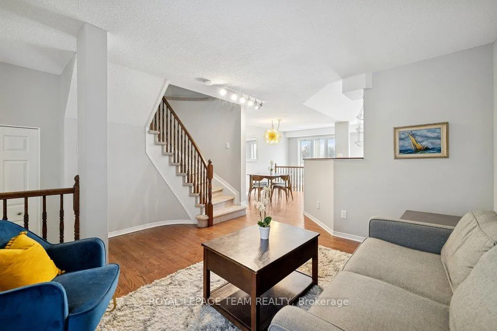 Photo 6 of 1493 Demeter Street, Ottawa, Fallingbrook/Gardenway South — HOMEH
