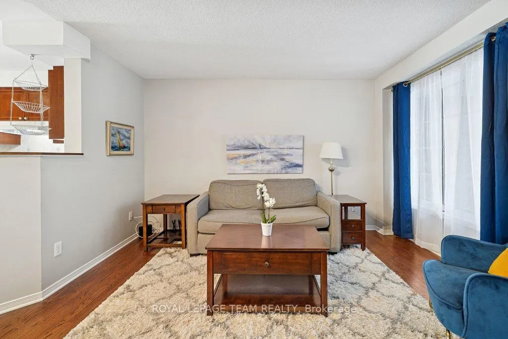 Photo 7 of 1493 Demeter Street, Ottawa, Fallingbrook/Gardenway South — HOMEH