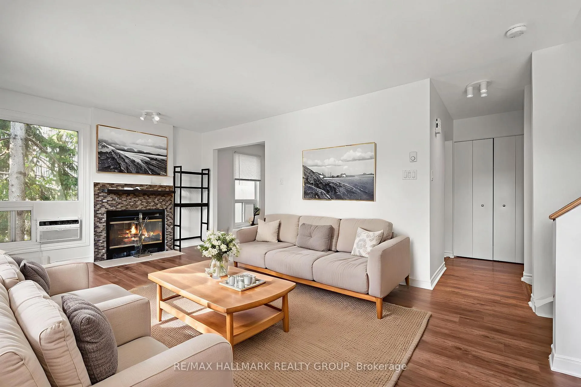 Front of Unit C, 311 Presland Road