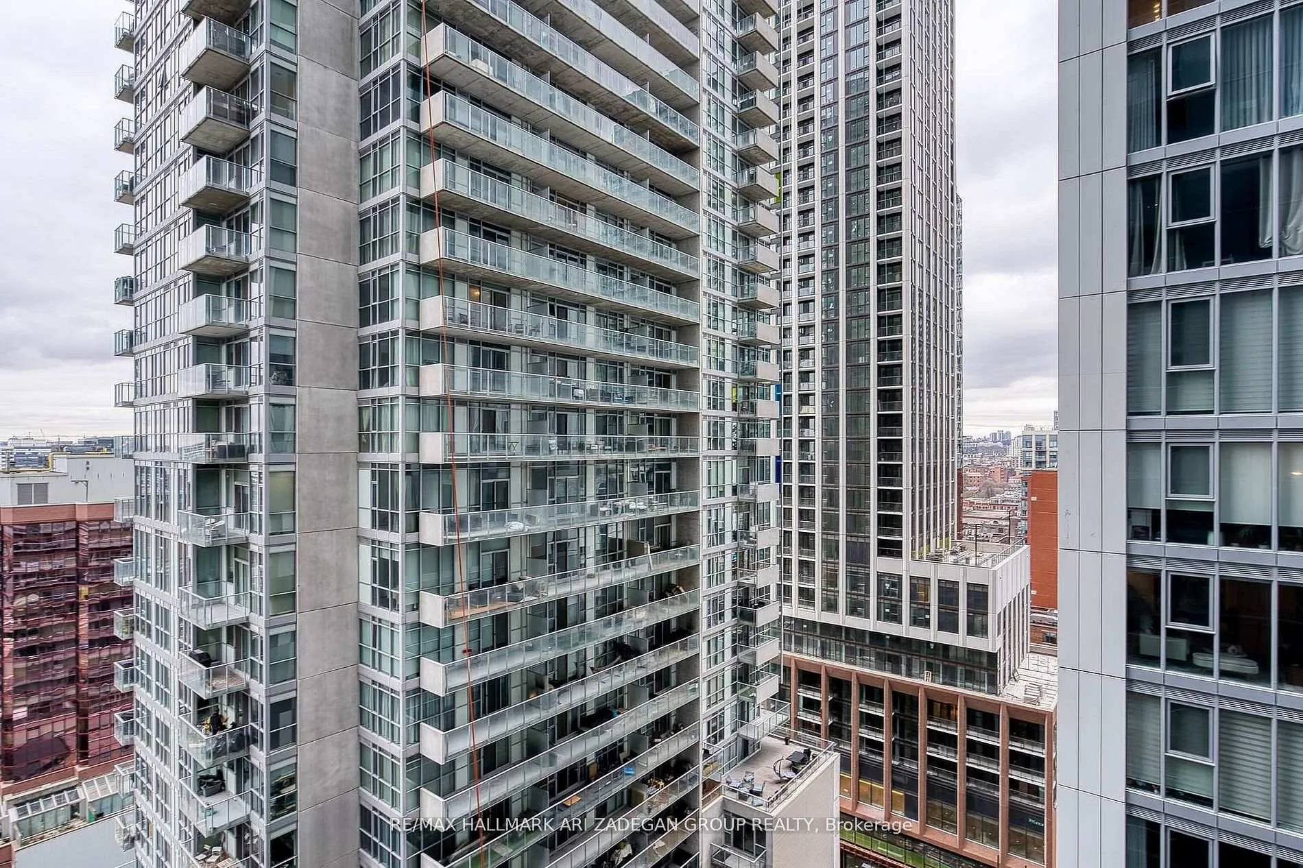 Photo 21 of Unit 1701, 88 Blue Jays Way, Toronto, Waterfront Communities — HOMEH