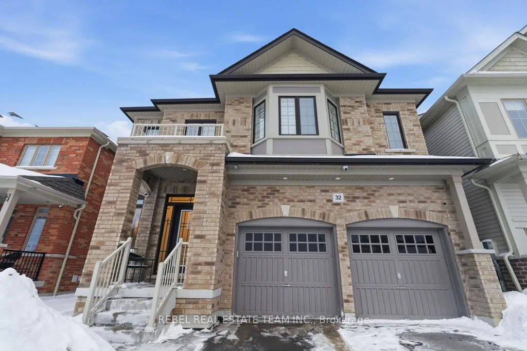Front of 32 Crombie Street
