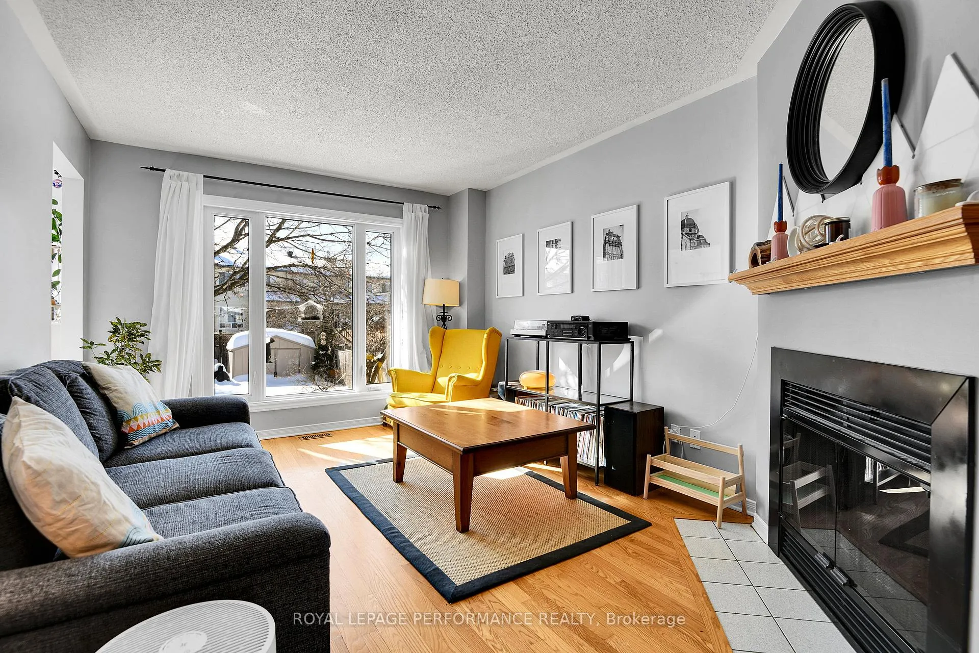 Photo 7 of 710 Hancock Crescent, Ottawa, Fallingbrook/Ridgemount — HOMEH